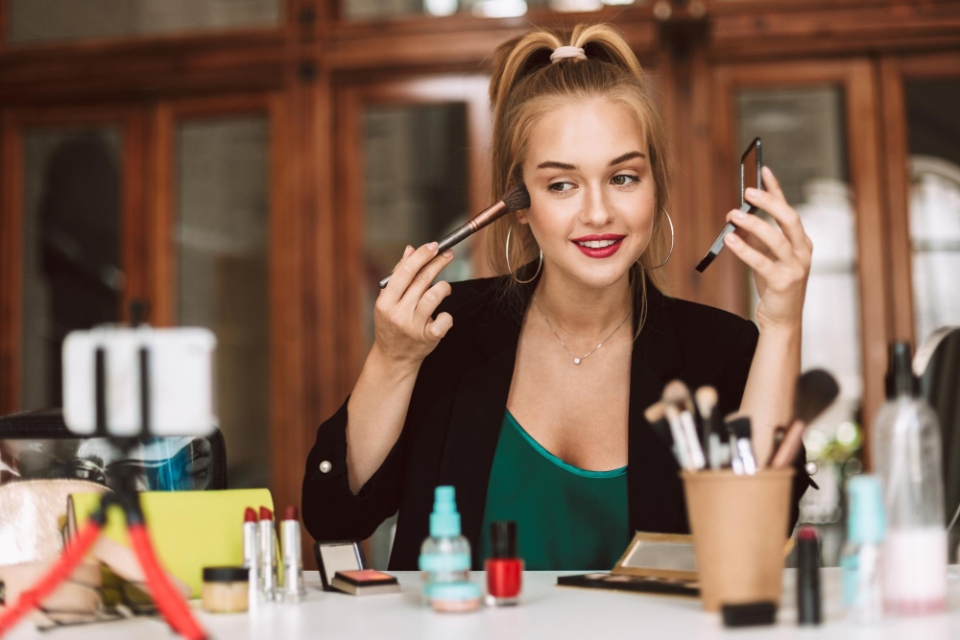 5 Best Hair and Makeup Artists in Houston, TX